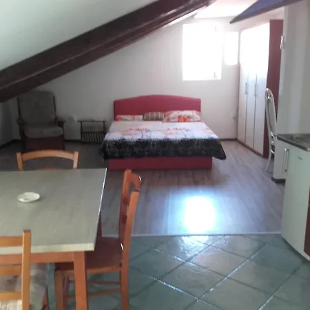 Apartmán Violeta *