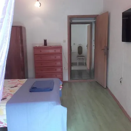 Apartmán Violeta *