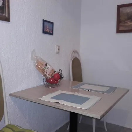 Apartmán Violeta *